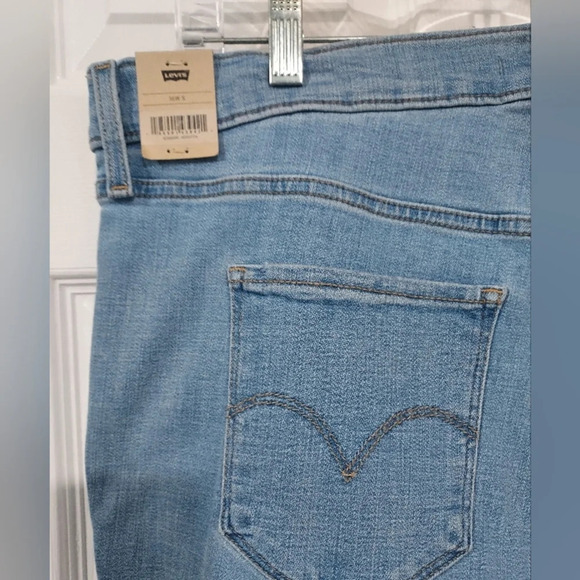 NWT Levi's Light Wash 721 High Rise Skinny Jeans in Size 16 W Wide S Short - Picture 11 of 15